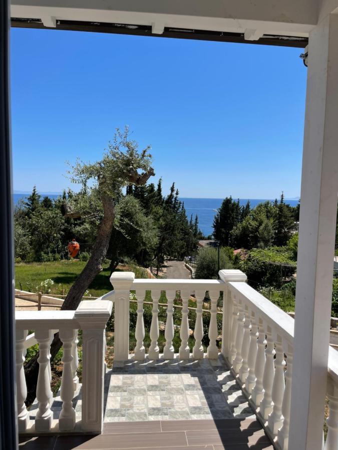 Essos Villas Dhërmi Exterior foto