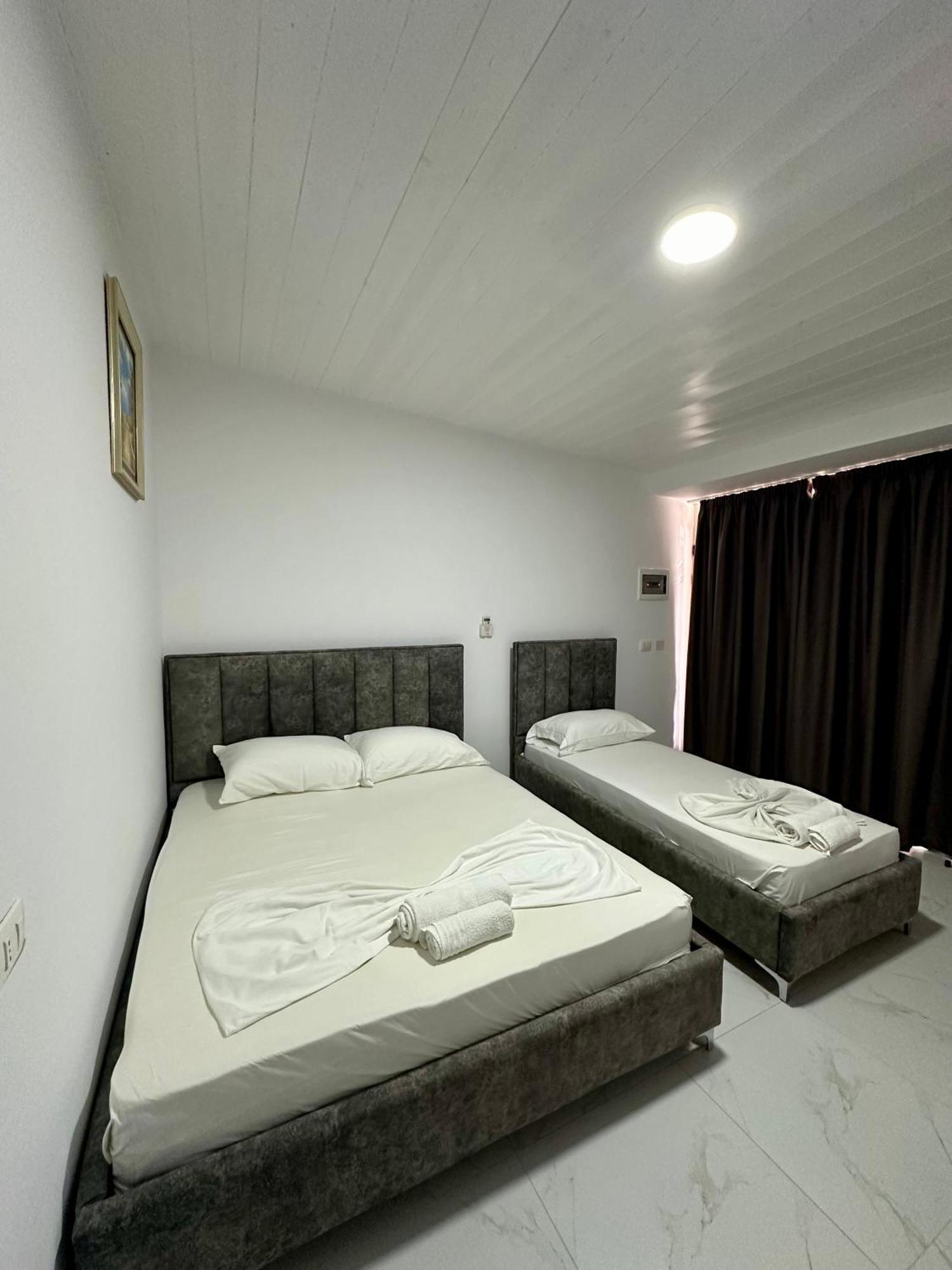 Essos Villas Dhërmi Exterior foto