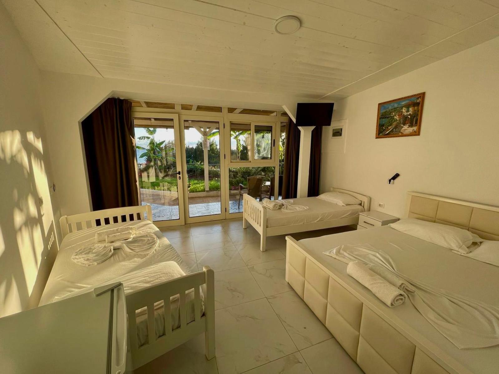 Essos Villas Dhërmi Exterior foto