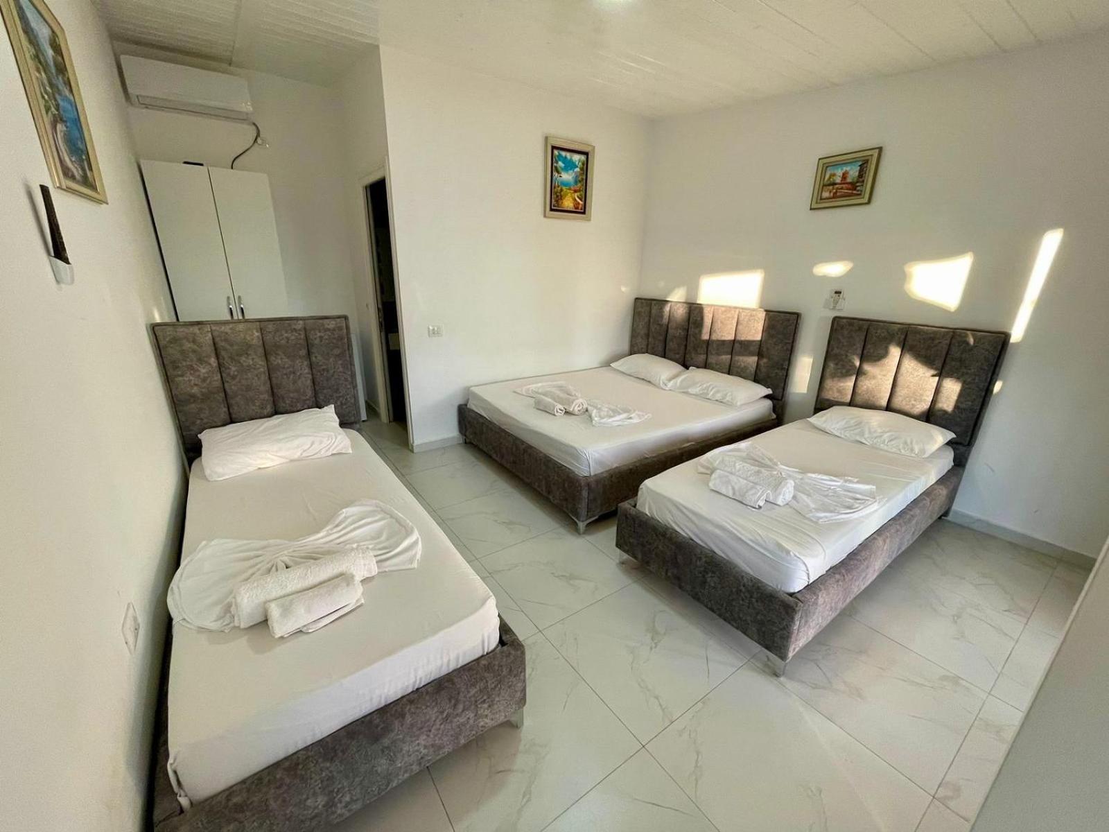 Essos Villas Dhërmi Exterior foto