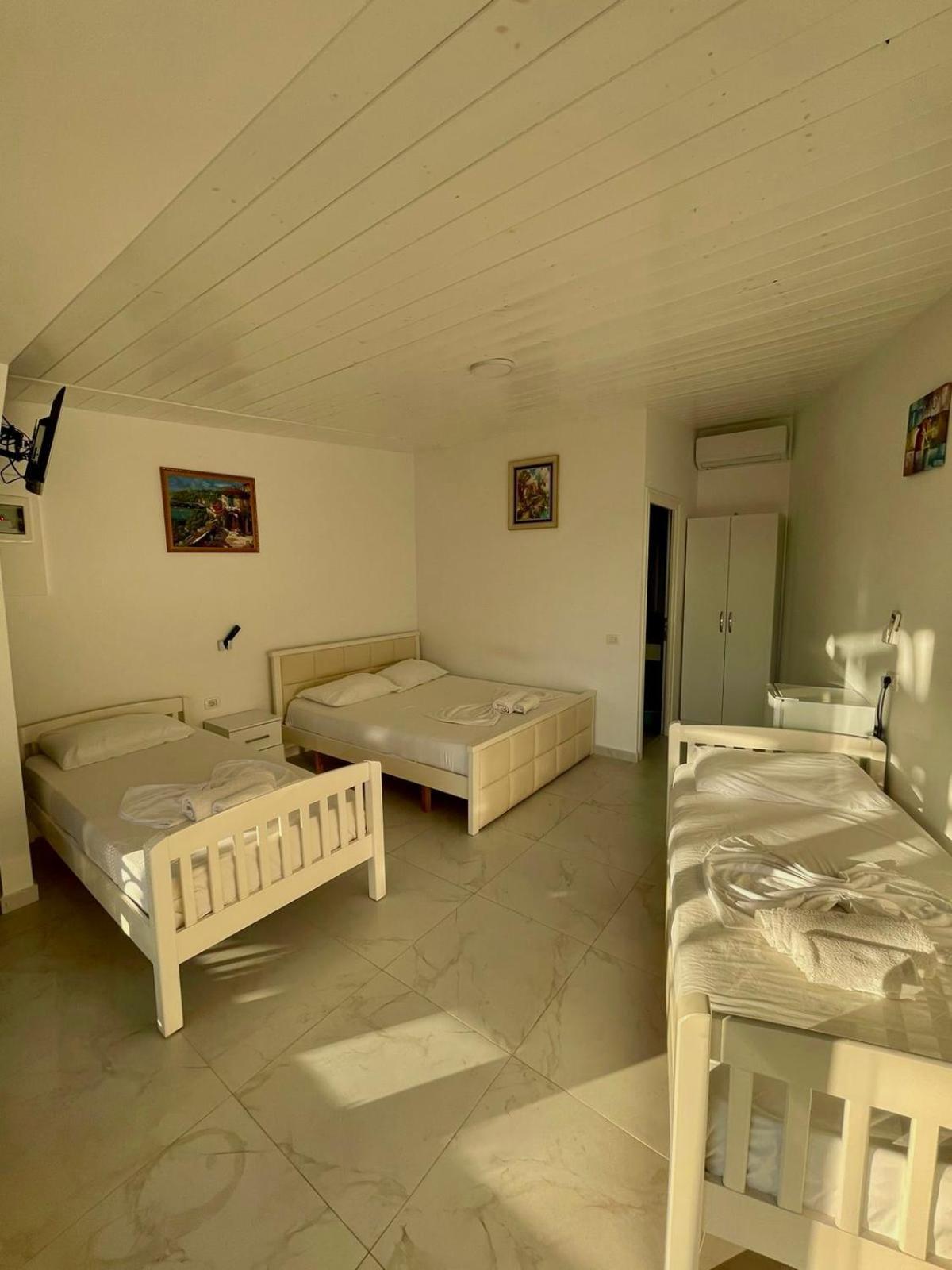 Essos Villas Dhërmi Exterior foto