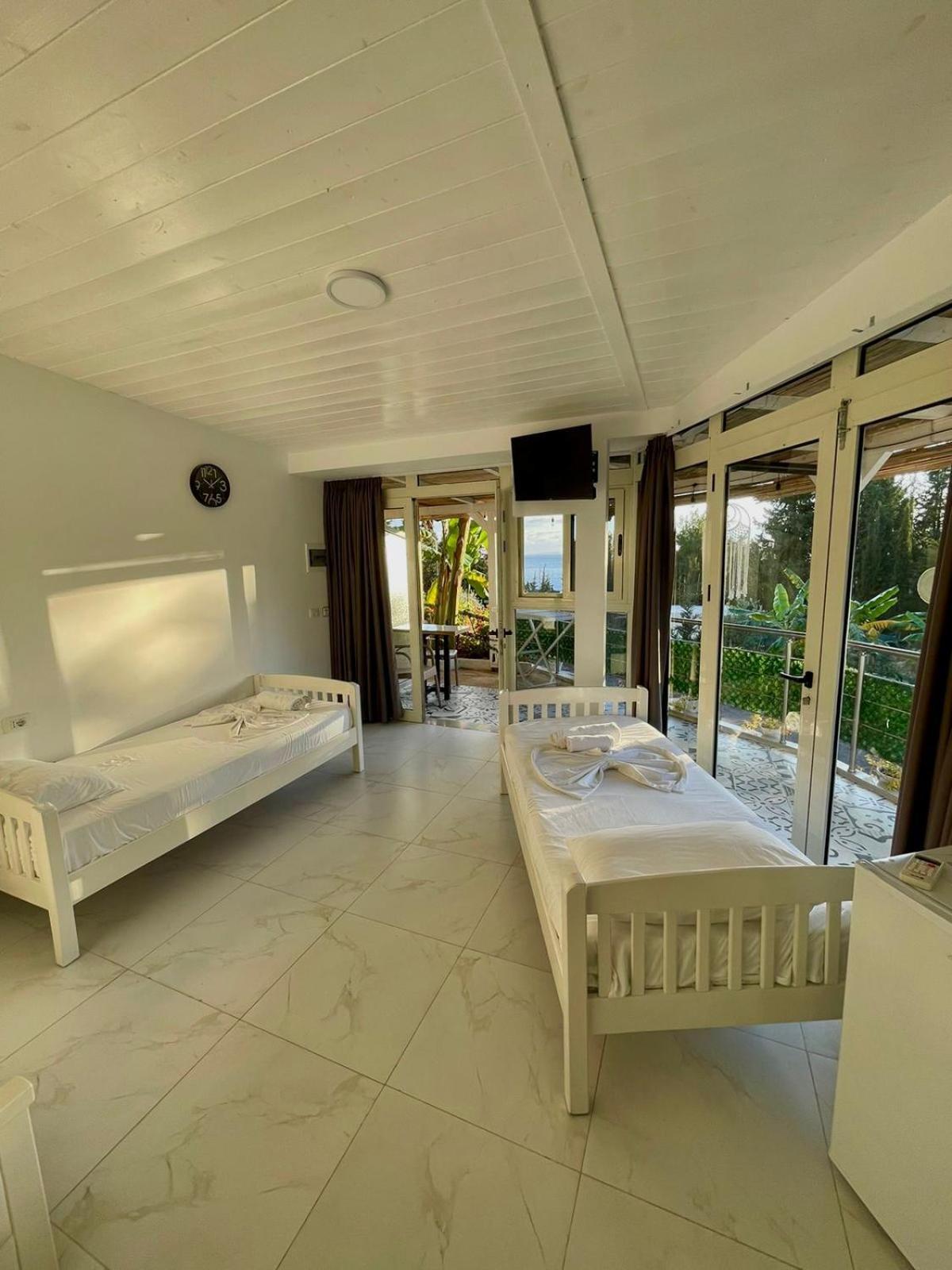 Essos Villas Dhërmi Exterior foto